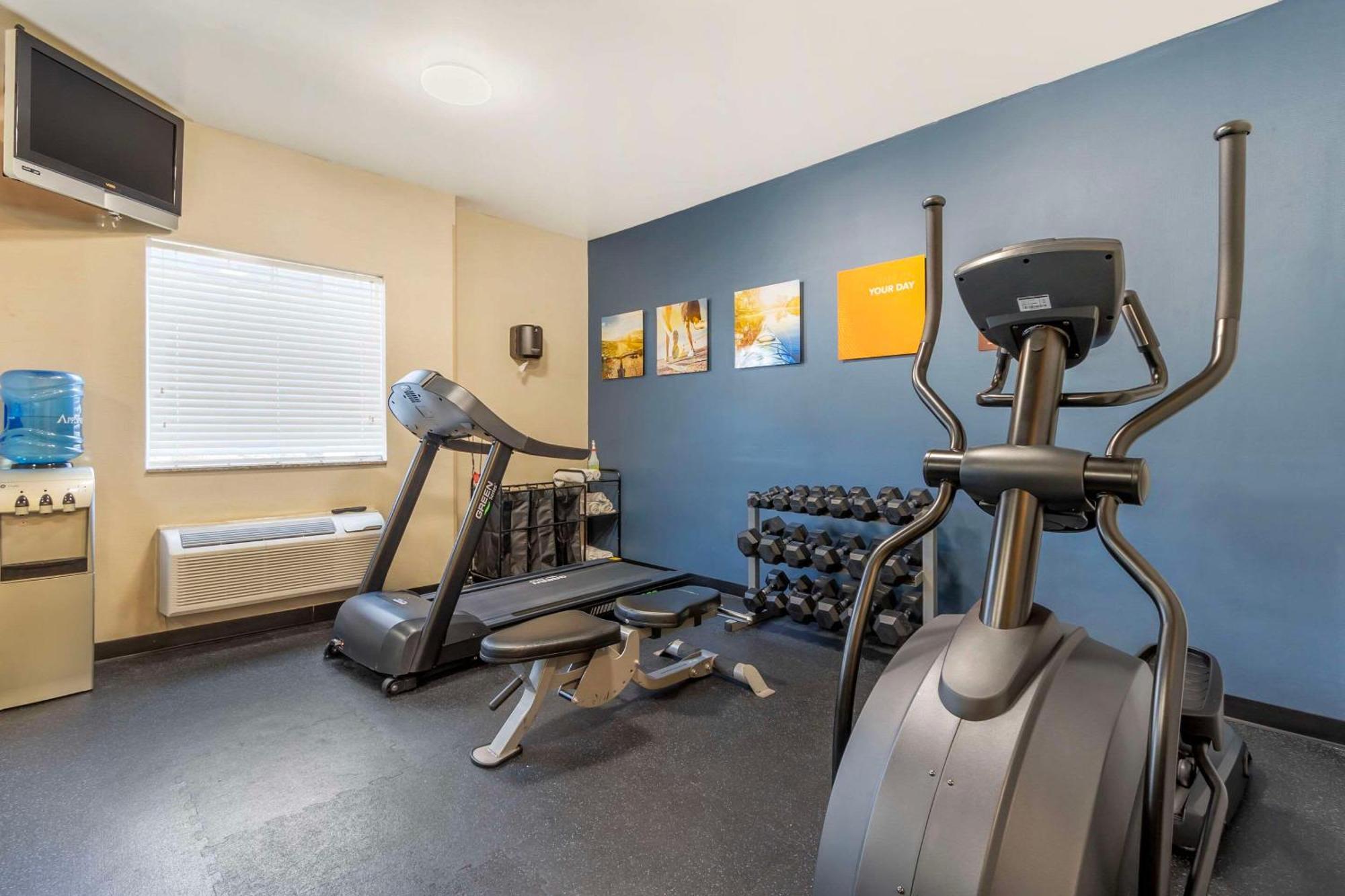 Comfort Inn & Suites Airport Convention Center North Charleston Ngoại thất bức ảnh