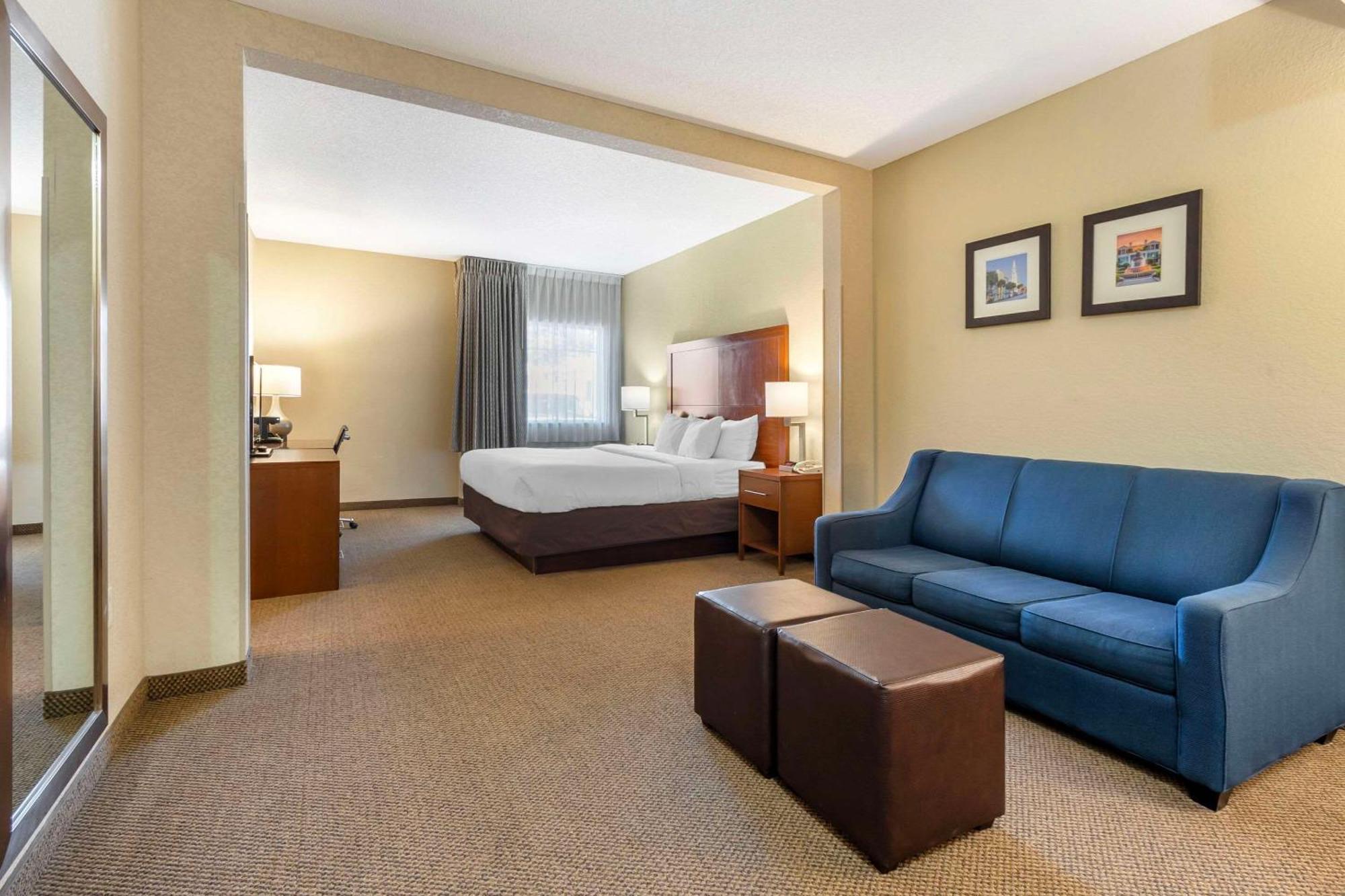 Comfort Inn & Suites Airport Convention Center North Charleston Ngoại thất bức ảnh