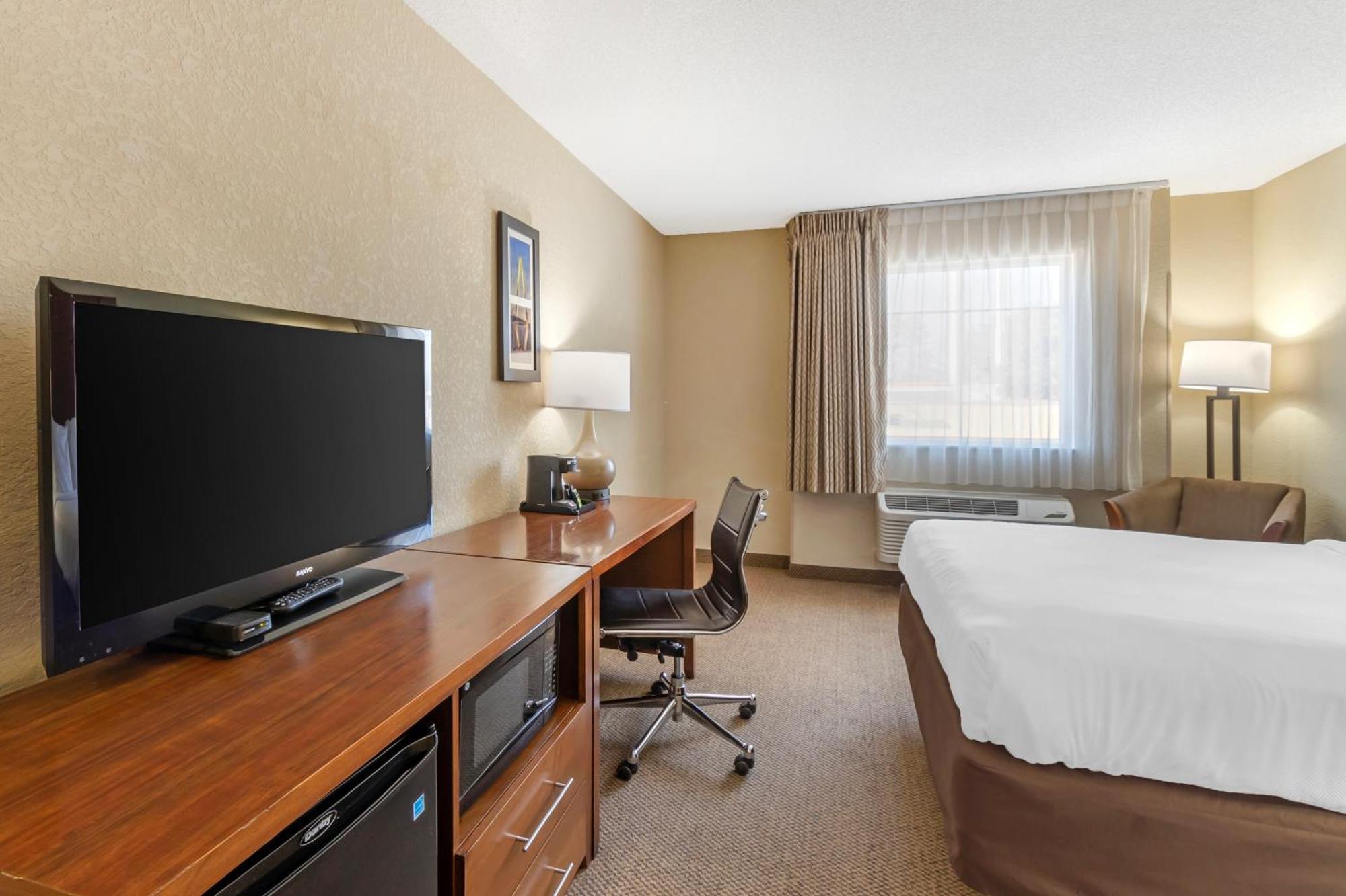 Comfort Inn & Suites Airport Convention Center North Charleston Ngoại thất bức ảnh